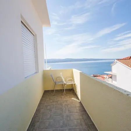 Pansion Nevera * Omiš
