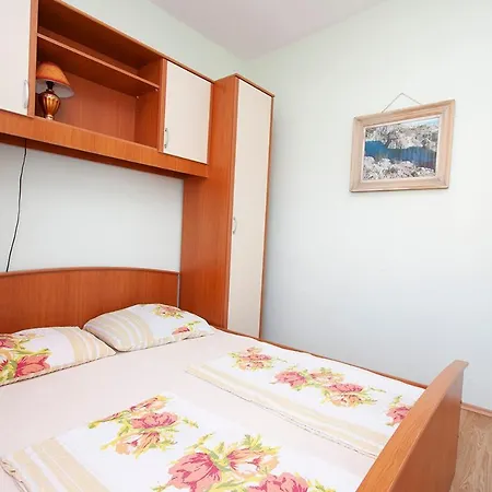 Pansion Nevera Apartment *